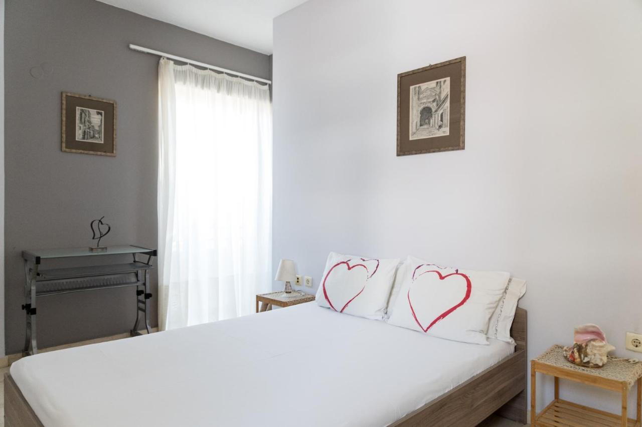 Eftihia Apartments By The Sea Rethymno  Exterior photo